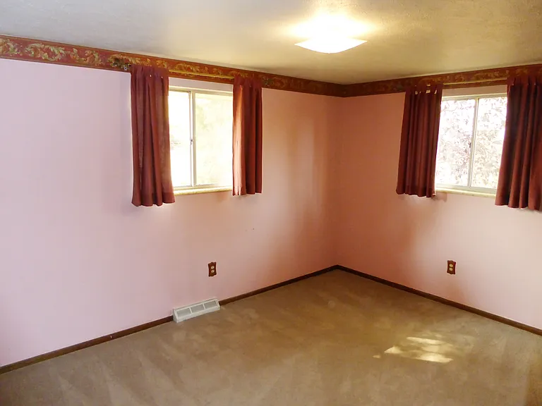 331 Juniper Pl — Photo 15