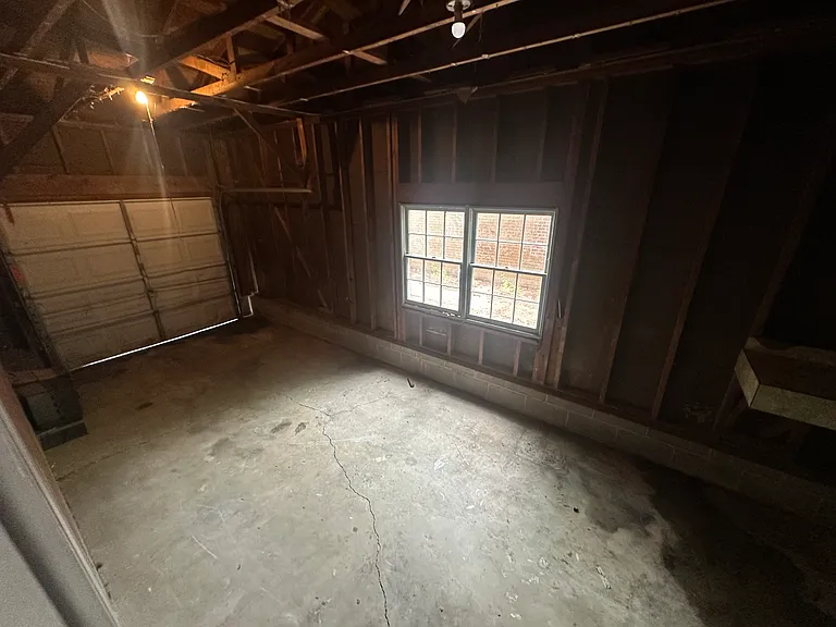 37 Colony Rd — Photo 11