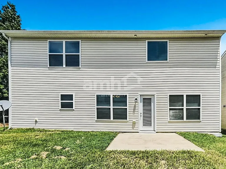 118 Charndon Way — Photo 19