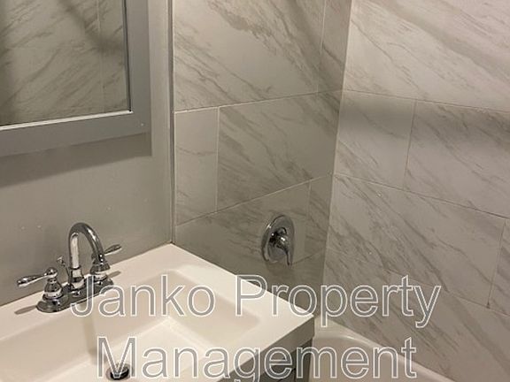 5th image of 3351 Commercial Ave Unit 22