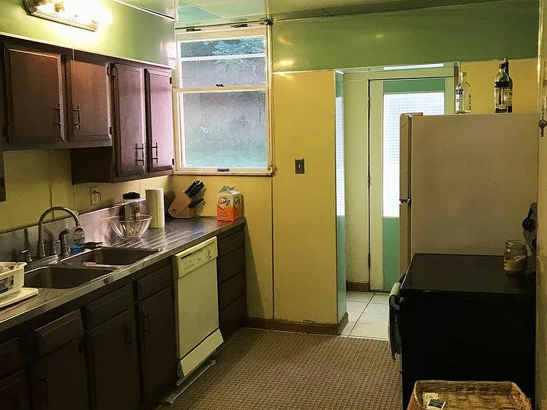Unit Photo