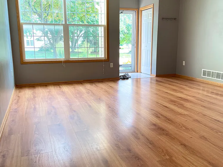 3805 NE Gardenia Ln — Photo 9