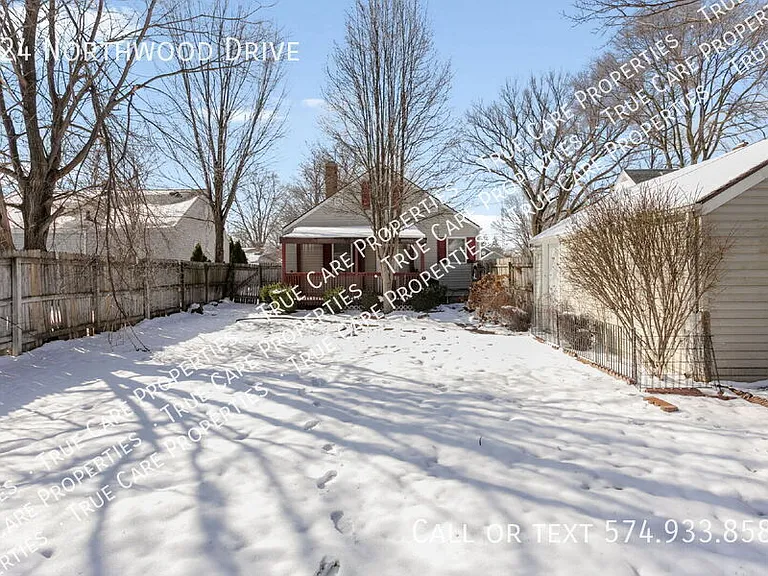 724 Northwood Dr — Photo 16
