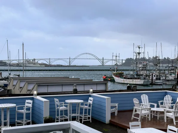 890 SE Bay Blvd #116, Newport, OR 97365