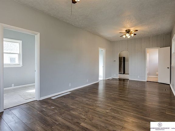 5th image of 2114 Avenue F