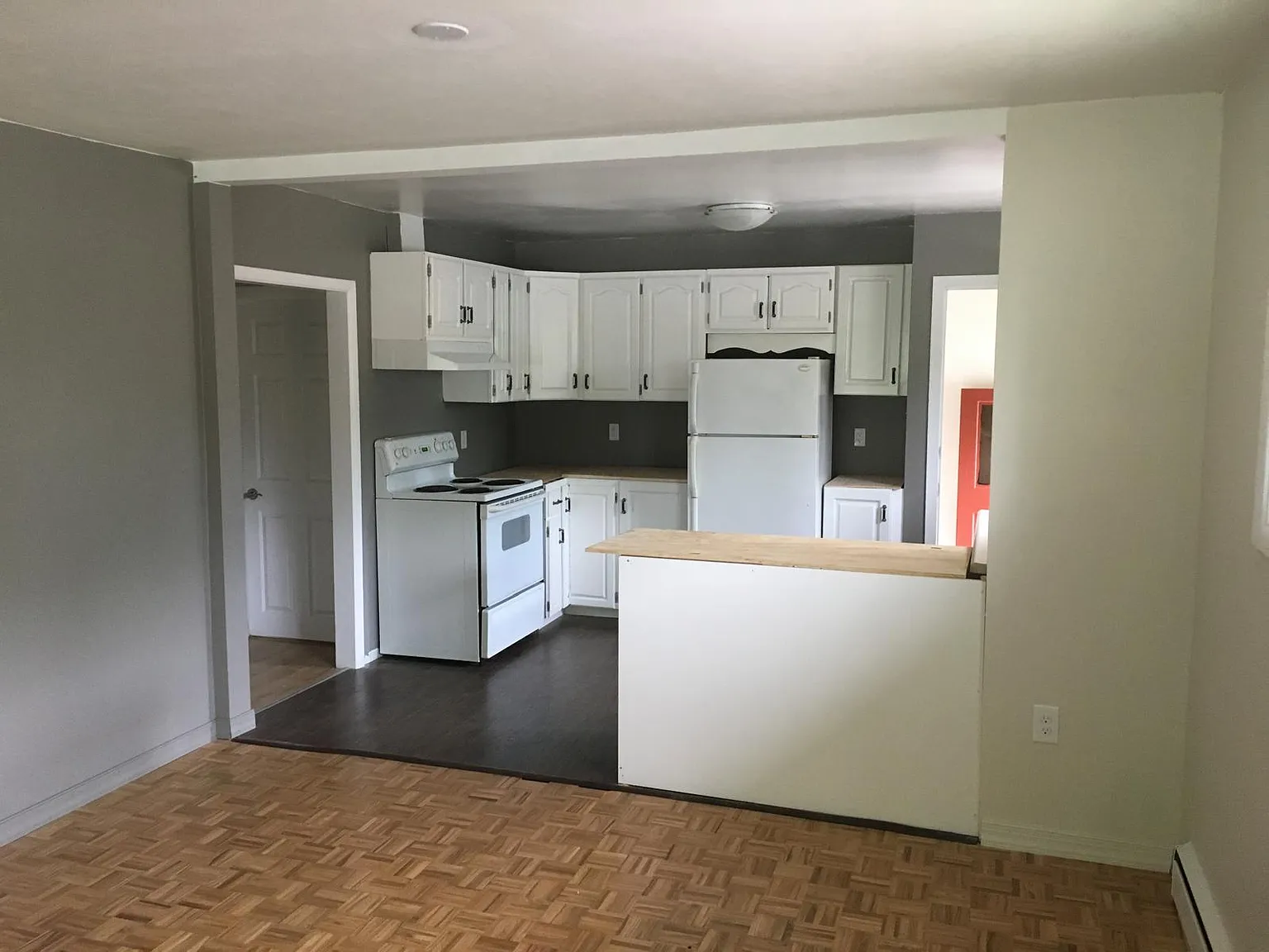 Main 106 Godfrey Drive — Photo 3
