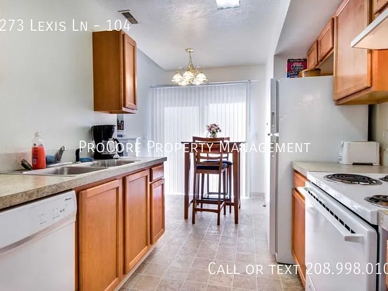 2273 Lexis Ln — Photo 3