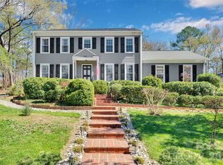 421 Sardis Ln, Charlotte, NC 28270