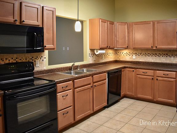 3rd image of 3315 Sweet Pine Way