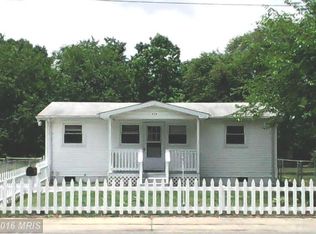 618 Jackson St, Colonial Beach, VA 22443