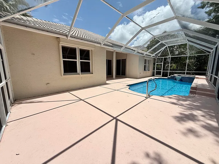 12310 Riverfalls Ct — Photo 27