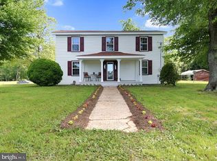 625 Laurel Springs Rd #A, Hustle, VA 22476