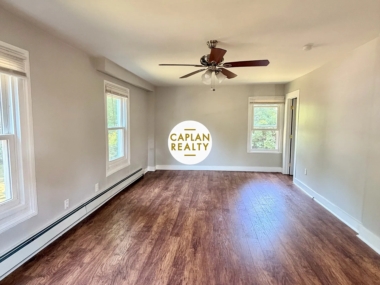 3 bed, 2.5 bath, 1500 sqft, $2,850 — Photo 2