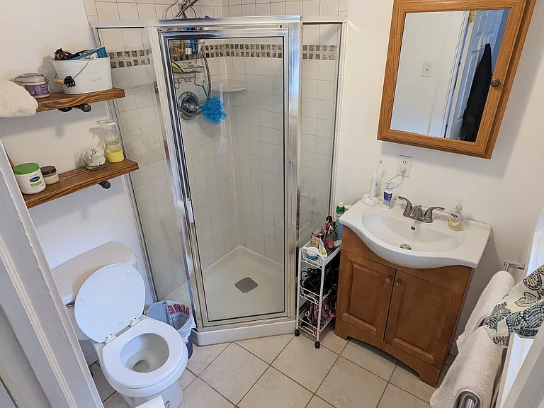 1914 Spring Garden St #3F — Photo 8