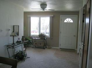 220 Marine Ave, Elkhart, IN 46516
