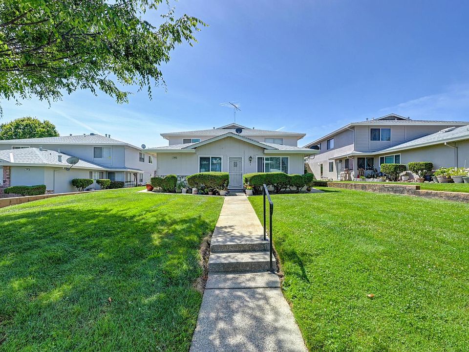 1st image of 11680 Garnet Way APT 4