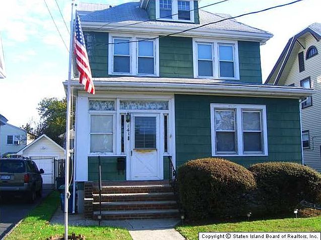 2nd image of 141 Otis Ave