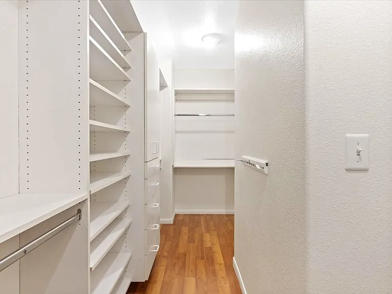 1708 Cordoba Canyon St — Photo 31
