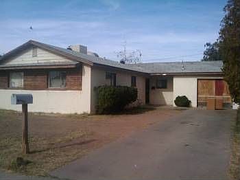 1st image of 4732 W Indianola Ave