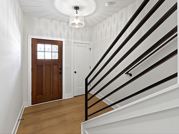 3rd image of 976 Double Helix Rd