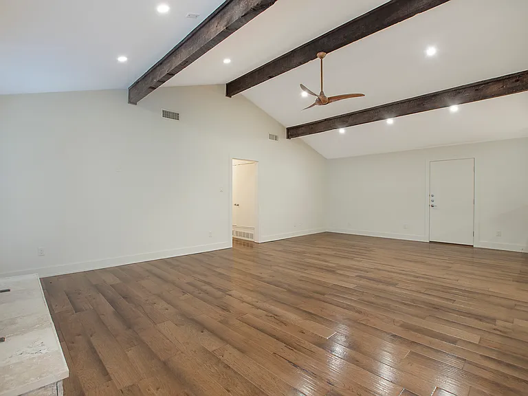 6463 Waverly Way — Photo 7