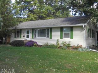 647 E 3rd St, El Paso, IL