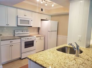 27 Willow Ln, Spring Lake, NJ 07762