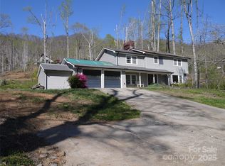 305 Webb Cove Rd, Asheville, NC 28804