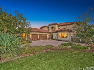 326 Regent Cir, Shavano Park, TX 78231