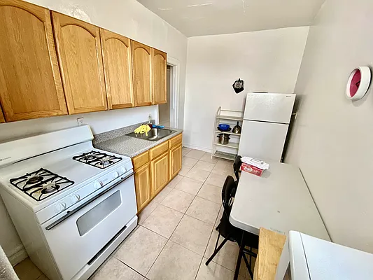 Rented by Realty Nerd | media 14