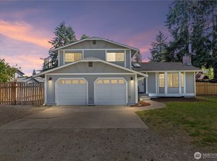 1214 Tule Lake Rd S, Tacoma, WA 98444