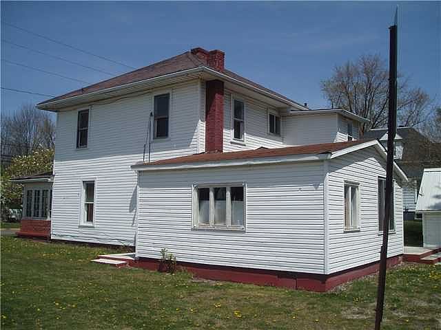 2nd image of 218 W High St