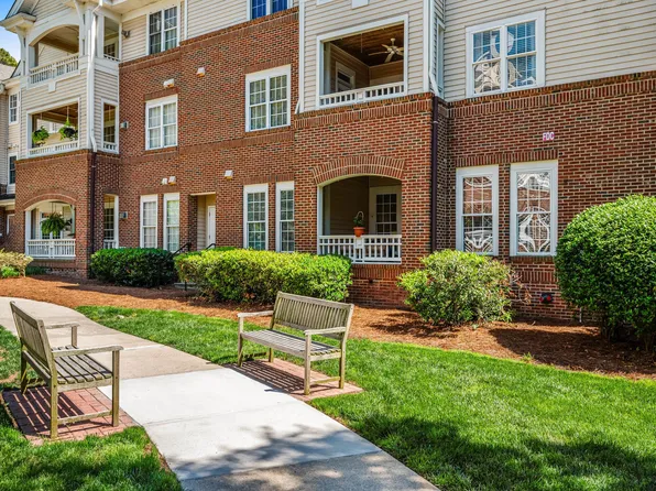 100 Northbrook Dr APT 108, Raleigh, NC 27609