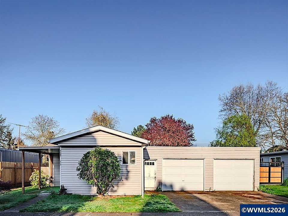 1st image of 2163 47th Ct NE