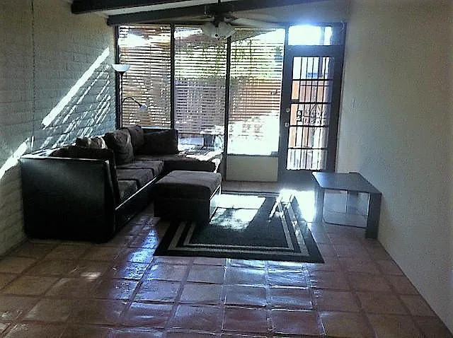 2 bed, 1.5 bath, 936 sqft, $1,595 — Photo 4