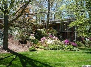 302 Valley Stream Rd, Statesville, NC 28677