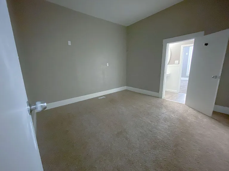 514 S Courtland Ave — Photo 9