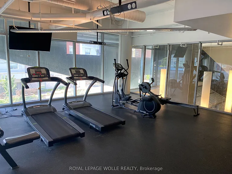 158 King St N #2504 — Photo 16