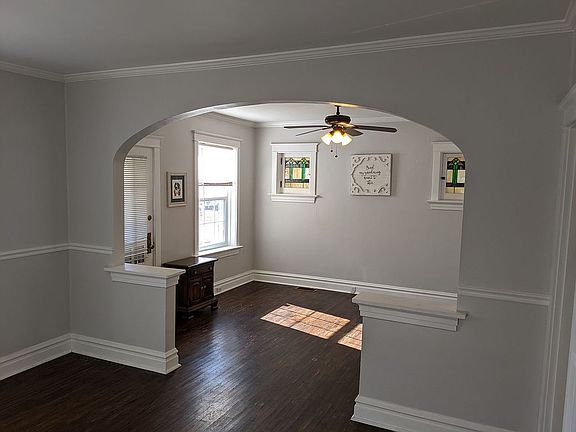 3rd image of 5223 Gresham St