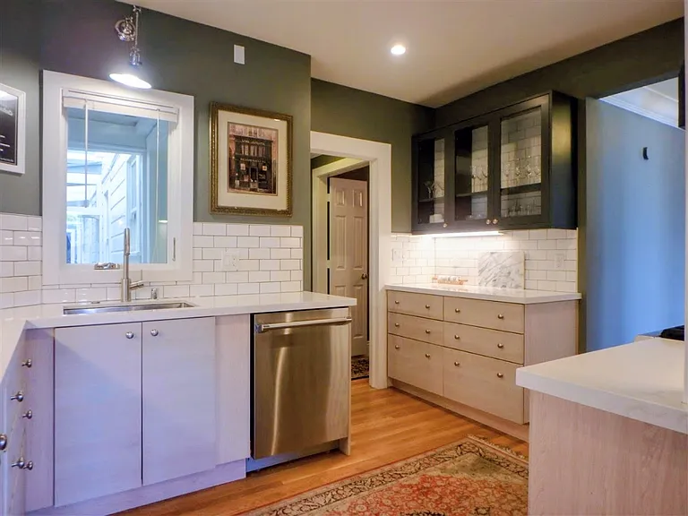 1856 Green St #5 — Photo 8