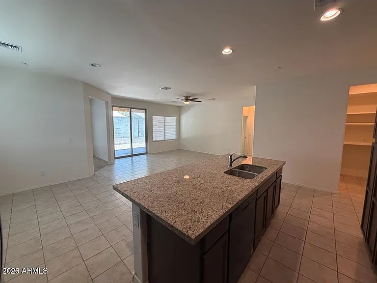 21144 W Cypress St — Photo 7