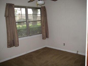 5th image of 3500 Paramount St