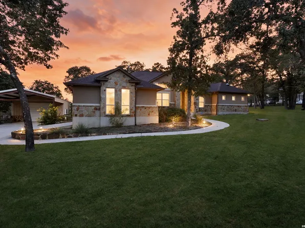 116 Hidden Forest DR, La Vernia, TX 78121