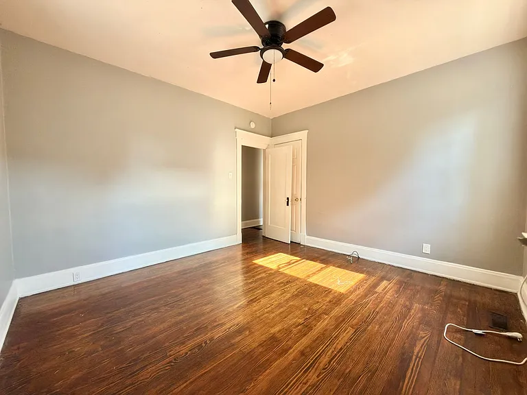 1815 Clarion Ave — Photo 13