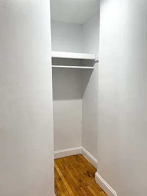 Rented by Hagstrom Management Inc | media 17