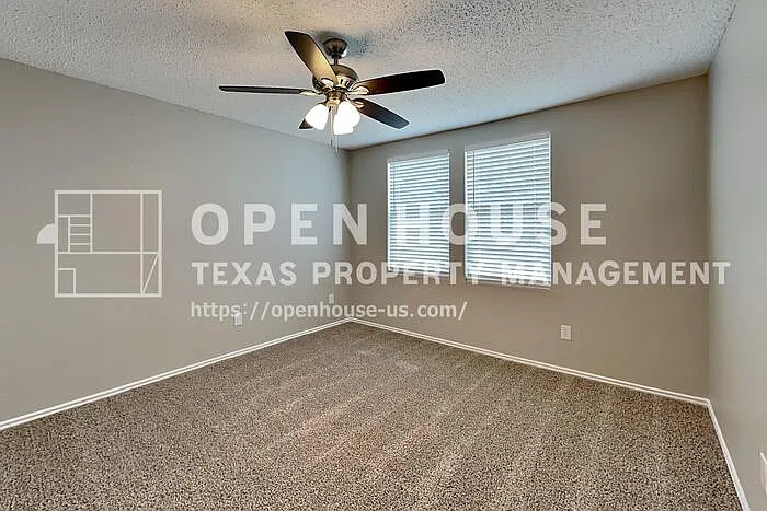900 Rose Crystal Way — Photo 19
