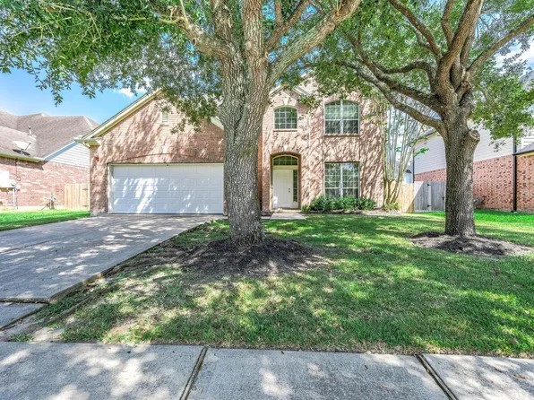2511 Sunlight Ln, Pearland, TX 77584
