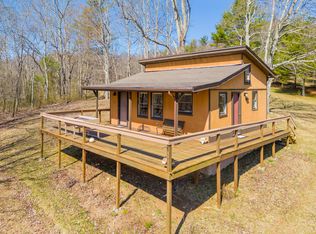 302 Red Ford Rd SW, Meadows Of Dan, VA 24120