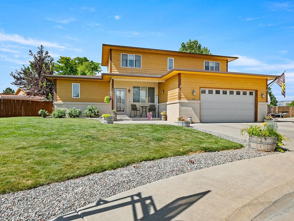 1st image of 1357 W Spruce Ct