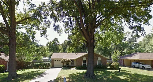 823 Quail Chase Ln Photo 1